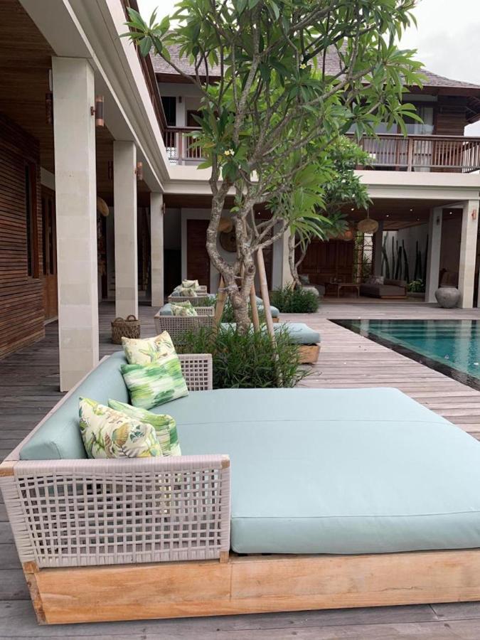 Villa Biarritz Uluwatu  Exterior photo