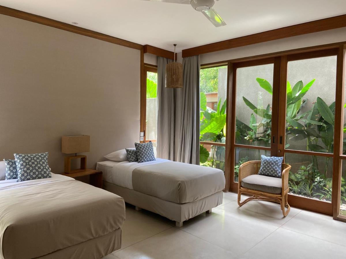 Villa Biarritz Uluwatu  Exterior photo