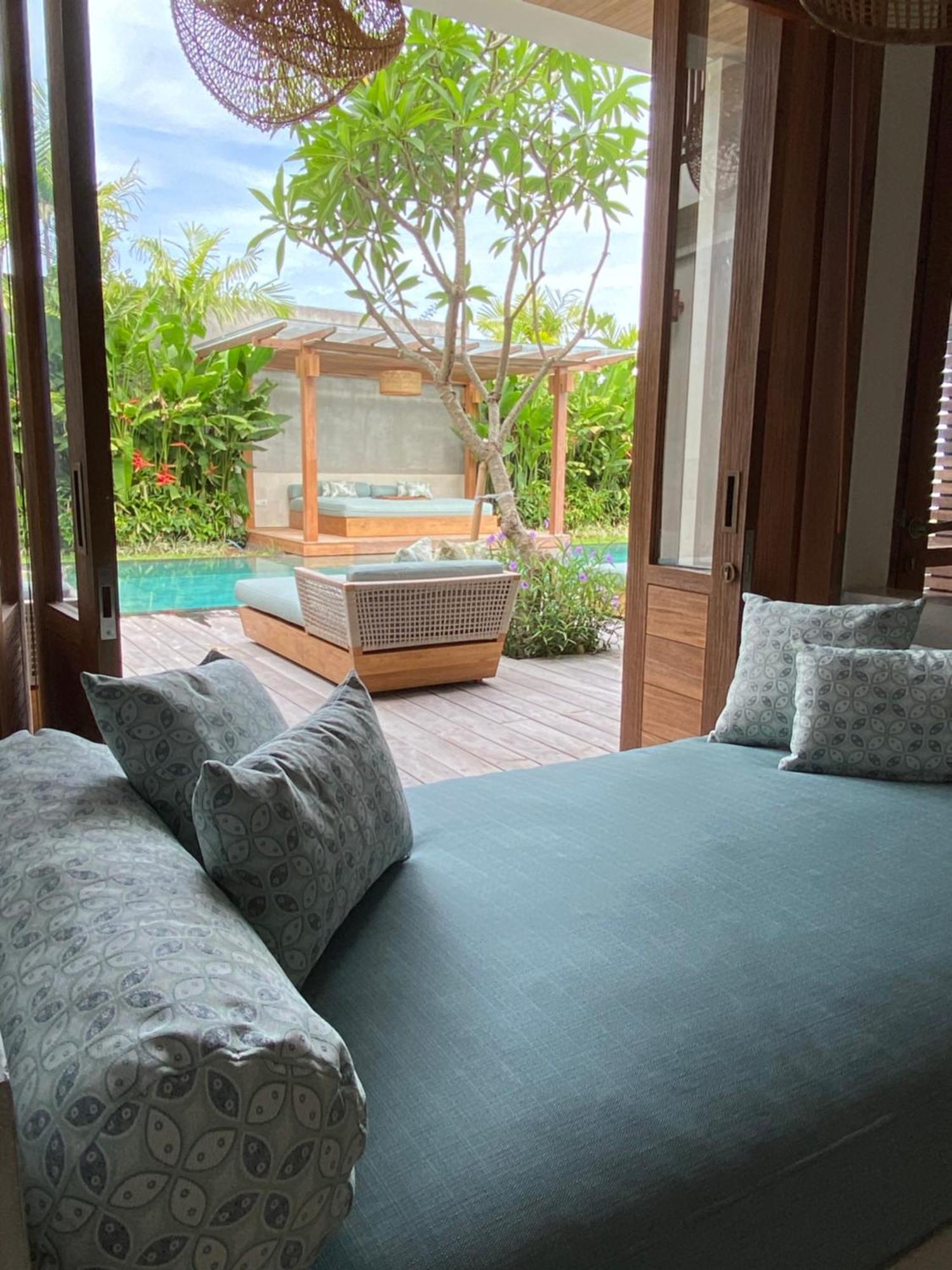 Villa Biarritz Uluwatu  Exterior photo